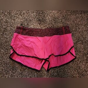 Lululemon  speed it up shorts